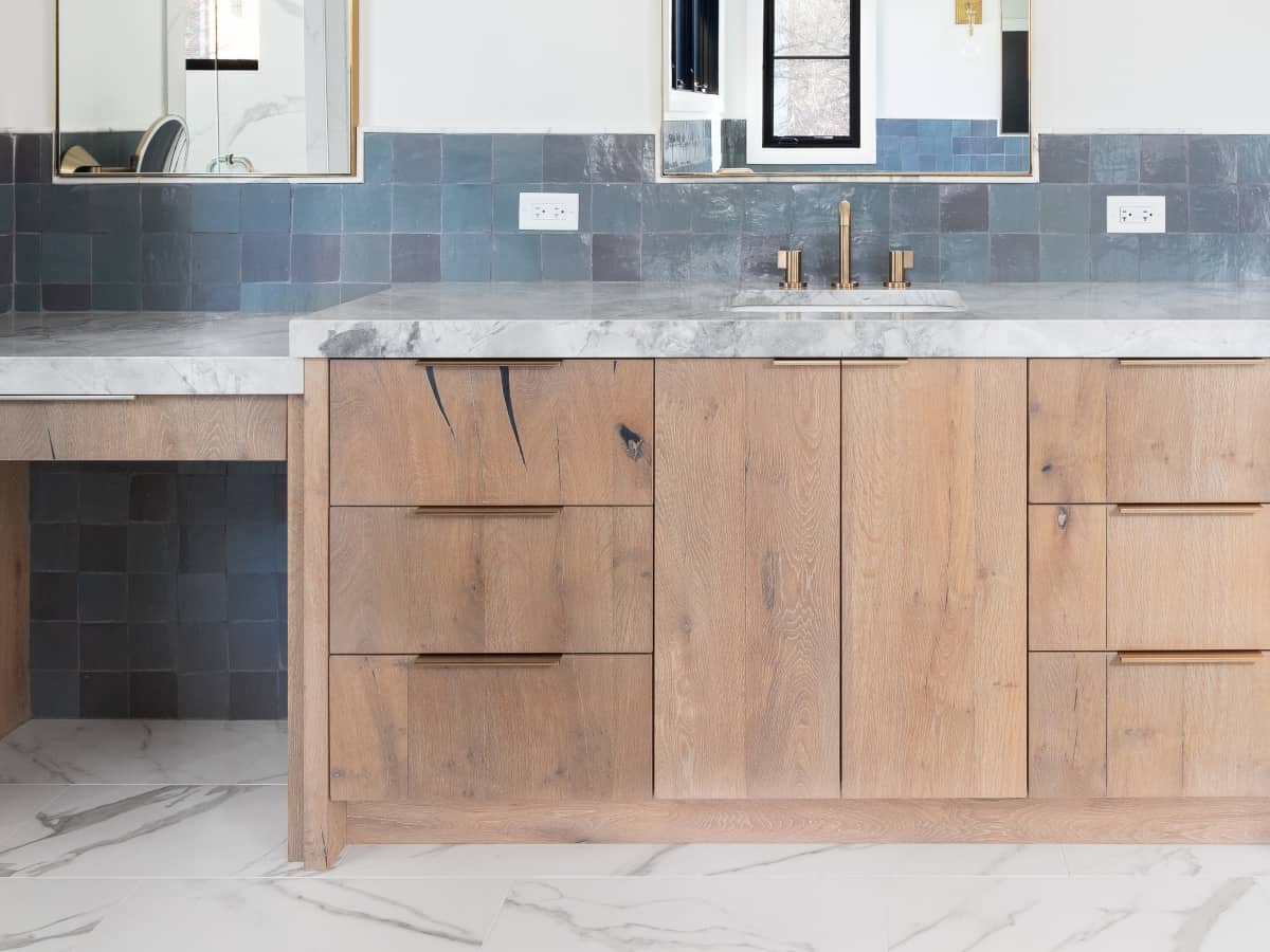 How to Organize Bathroom Cabinets without Drawers